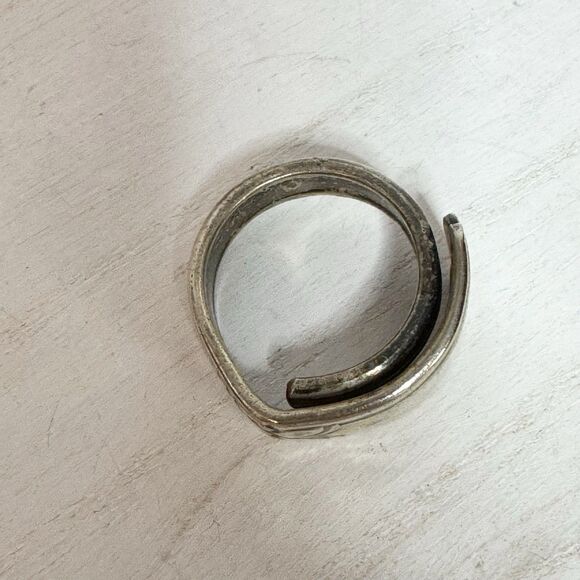 Vintage Silver Plated Spoon Wrap Ring With Patina Size 7 - Picture 4 of 6